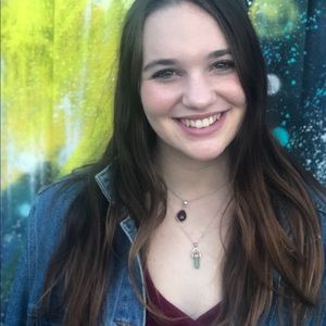 Meet your Posher, Haley